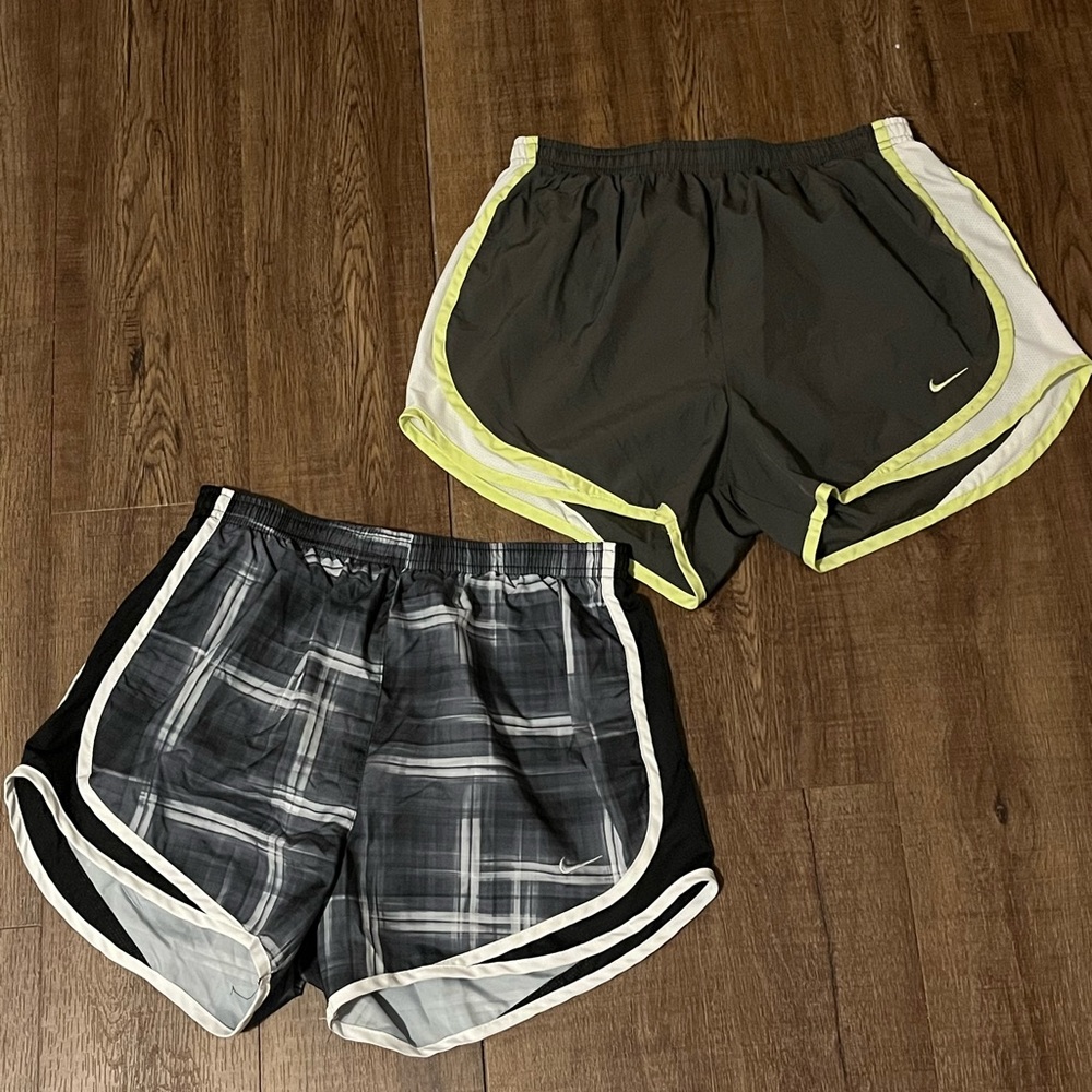 2 women’s size small Nike athletic shorts